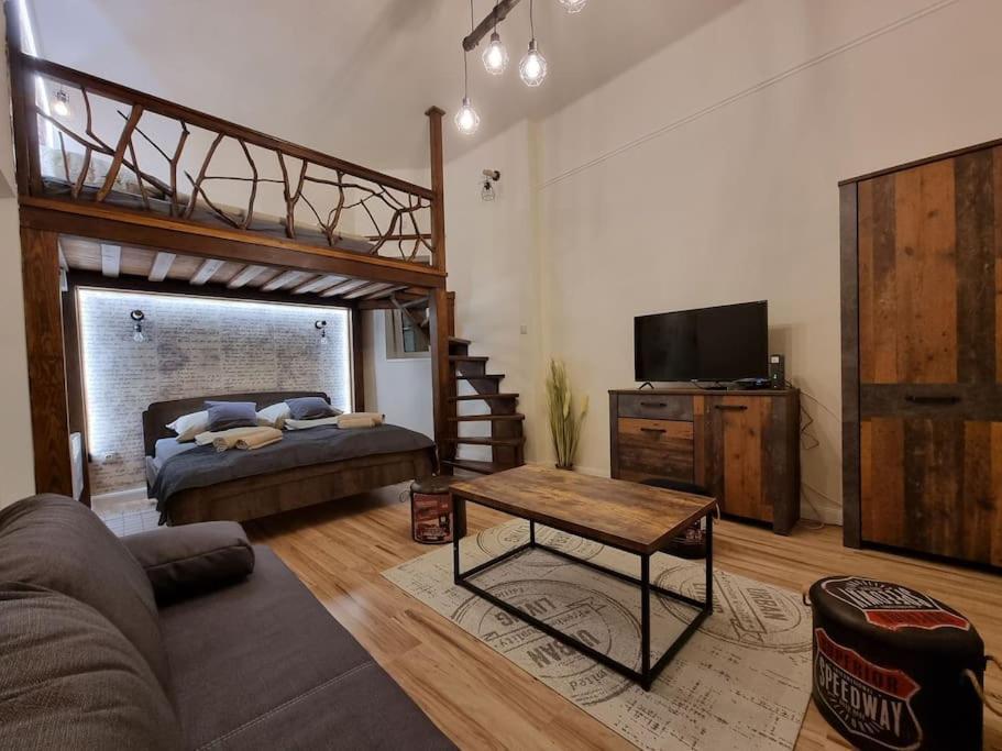 Vintage Apartman In City Center Miškovec Exteriér fotografie